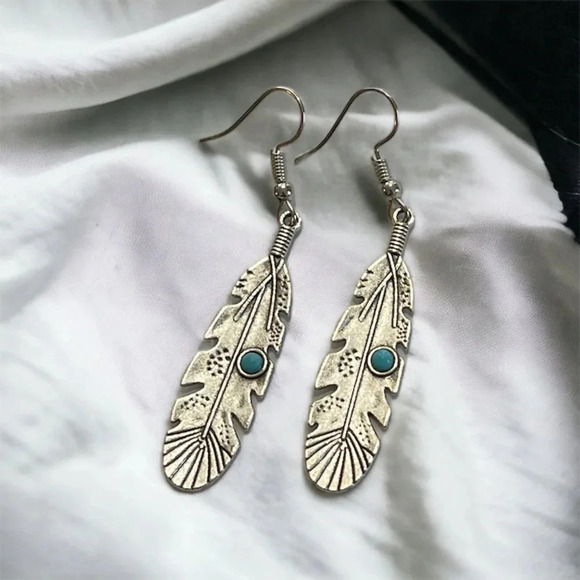 Bohemian Silver Feather Dangle Earrings - Picture 4 of 7